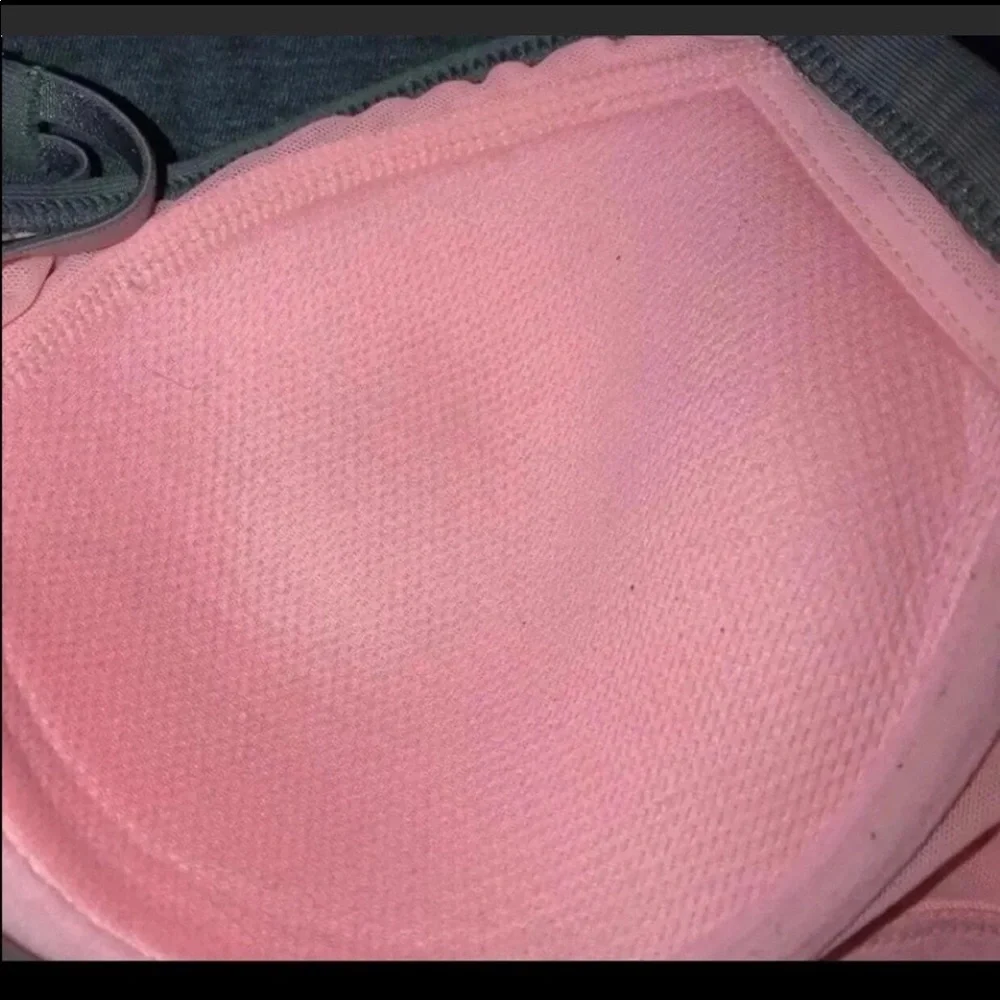 Victoria Secret Sport - Picture 7 of 10